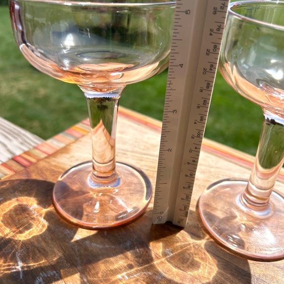 Vintage Set up PINK DEPRESSION GLASS ICE BUCKET 2 coupe glasses/shot glass - Picture 2 of 15